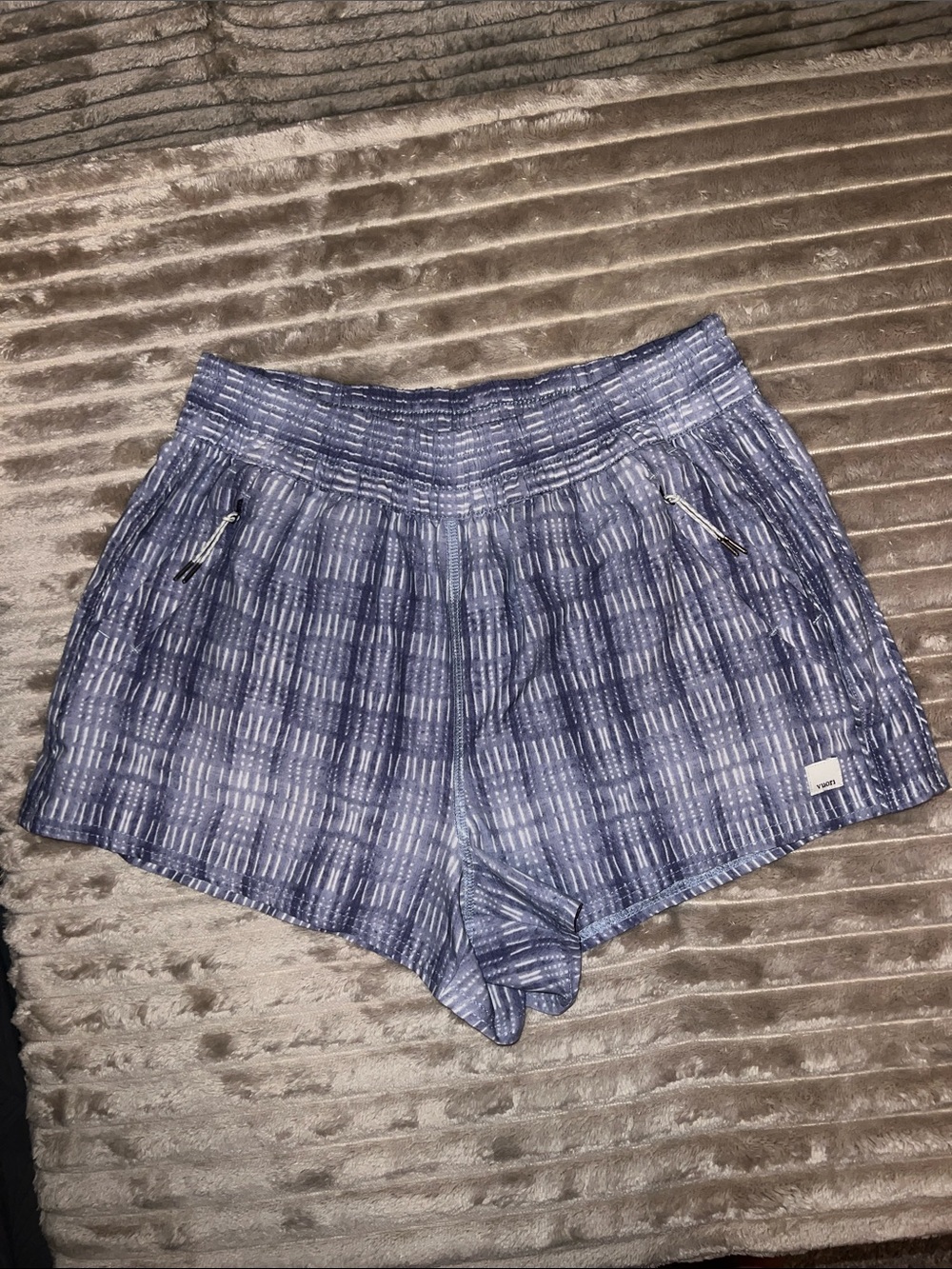 Vuori Dash shorts. Medium